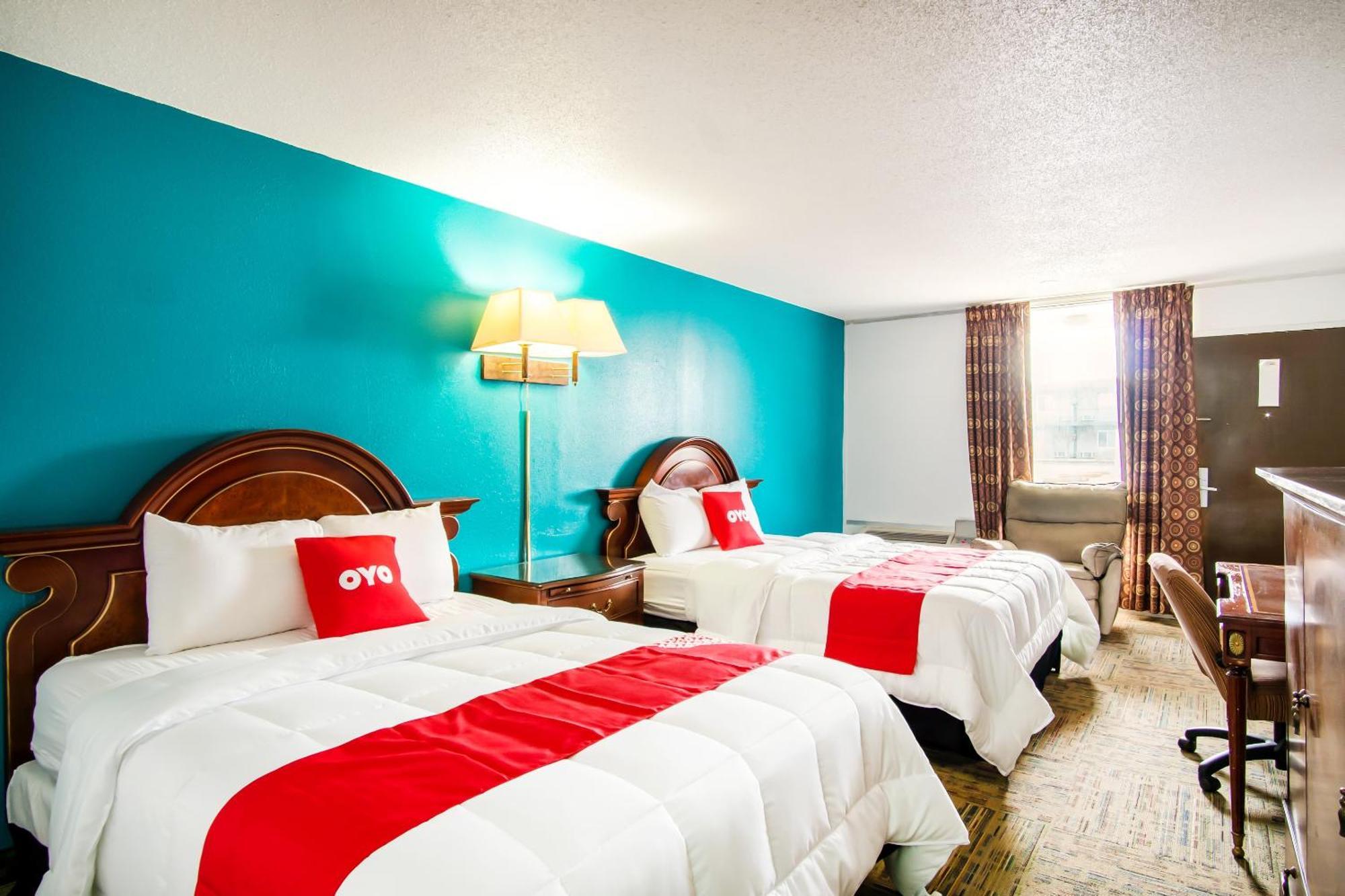 Oyo Hotel Hutchinson West 4Th Ave Buitenkant foto