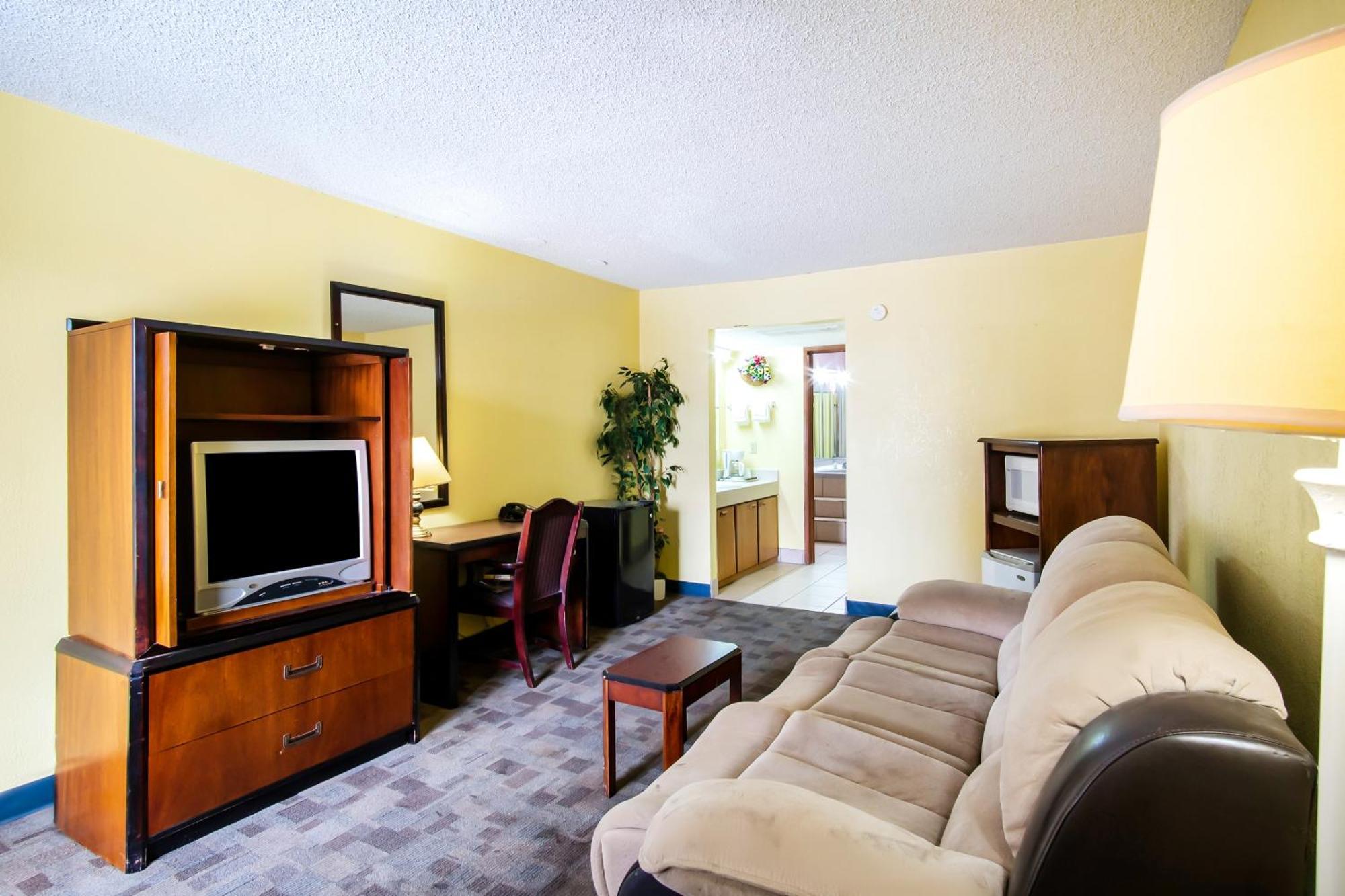 Oyo Hotel Hutchinson West 4Th Ave Buitenkant foto